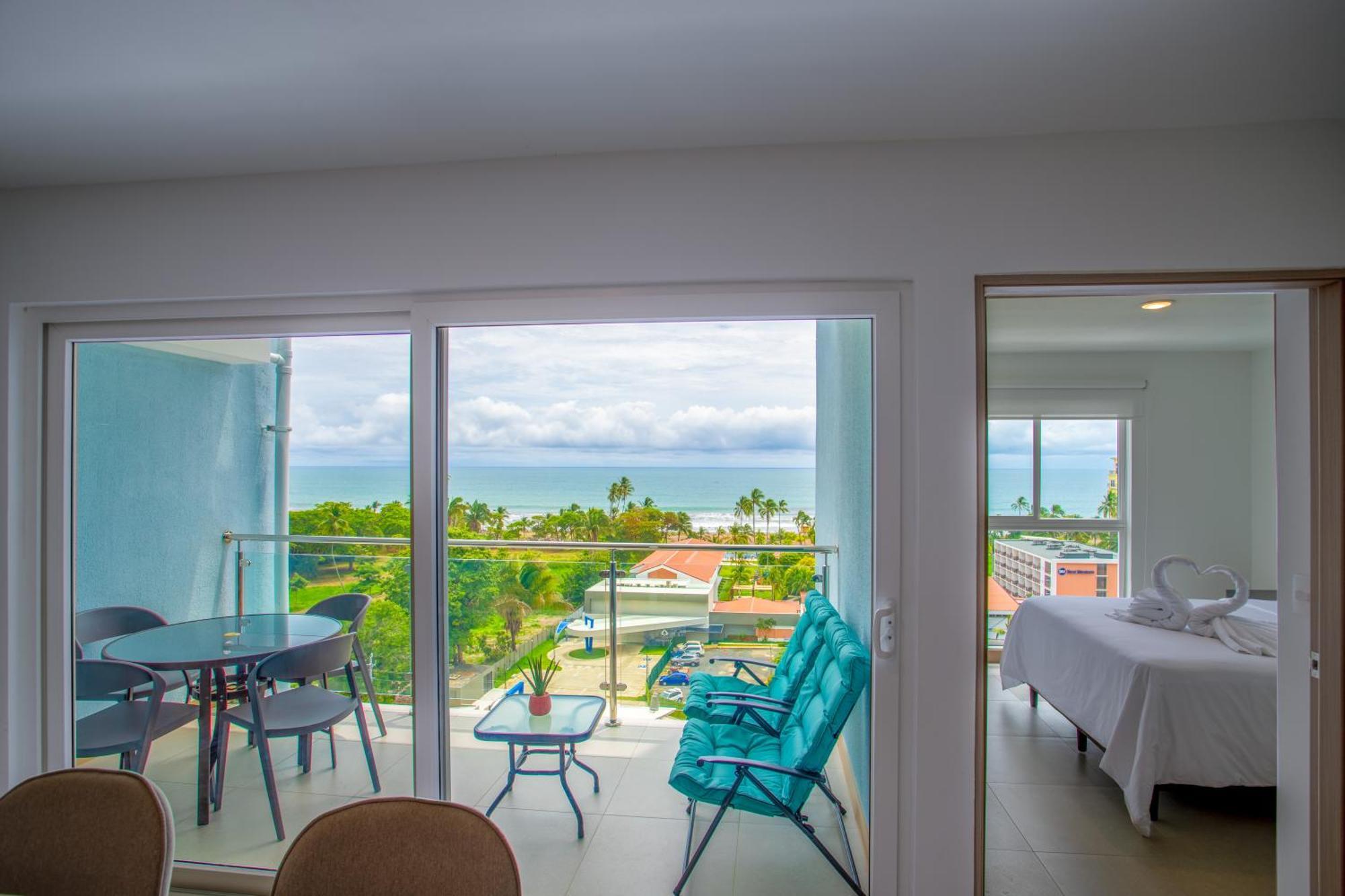 Casago 1101A, Brand New Rental Seaside Serenity! Stunning Condo With Coastal Vibes Jaco Exterior photo